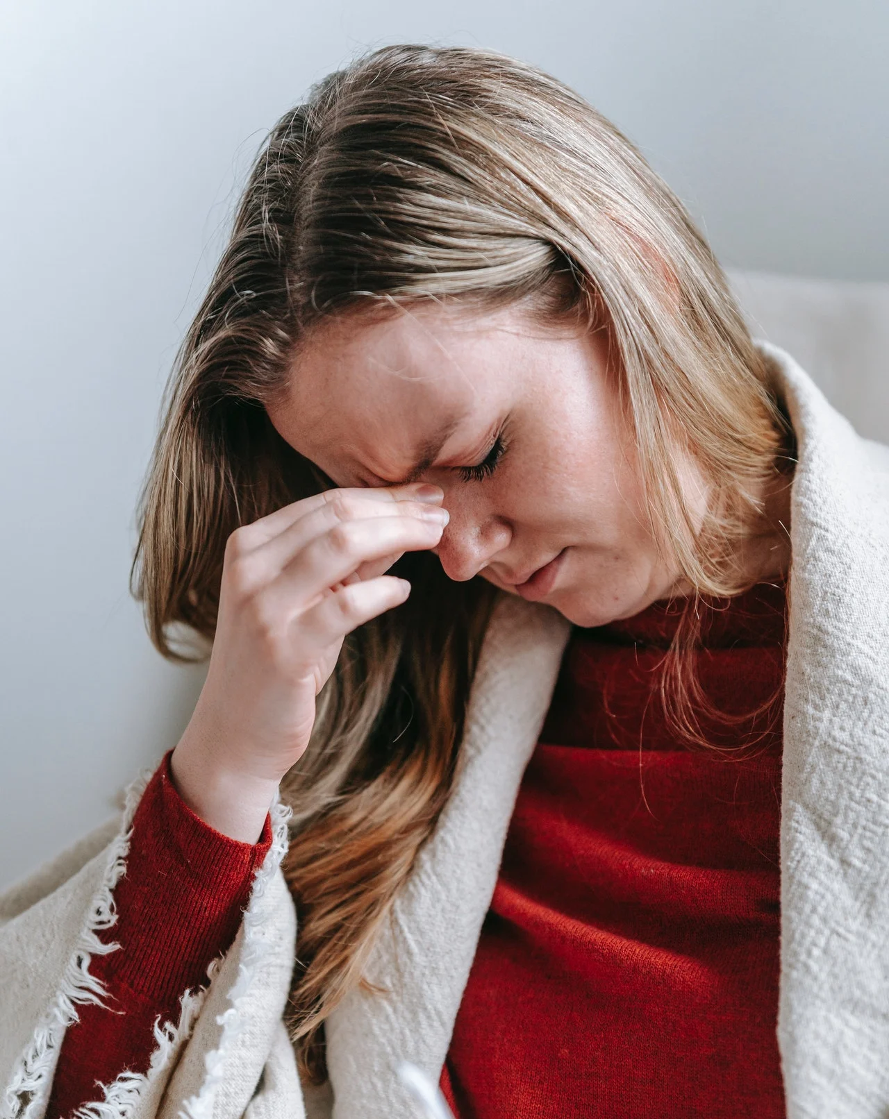 грустная девушка