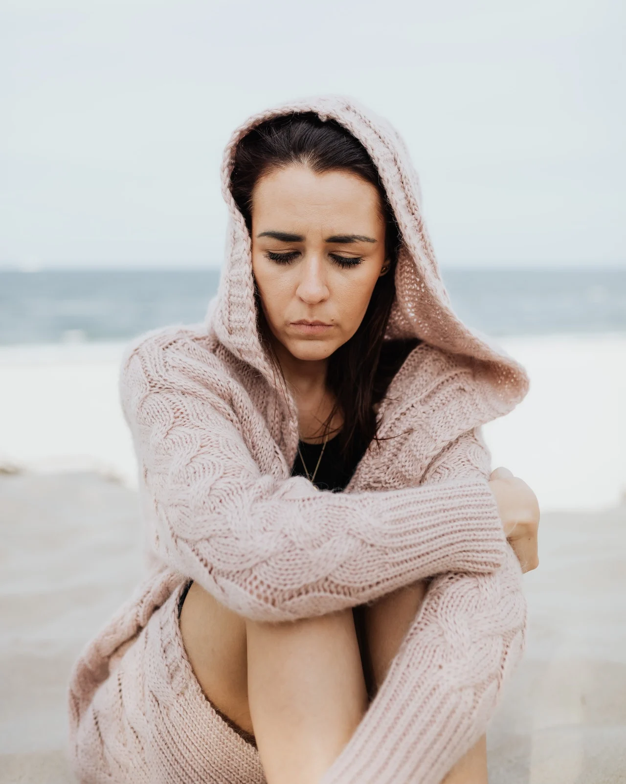 грустная девушка