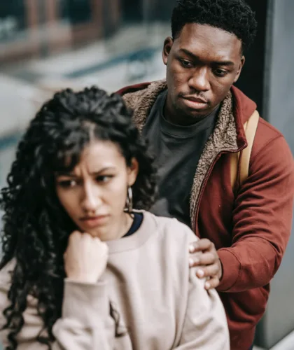 недовольная пара