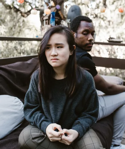 грустная пара